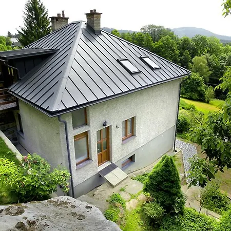 Apartman Pod Skalou V Ceskem Raji Besedice Exterior photo