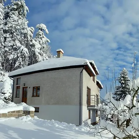 Apartman Pod Skalou V Ceskem Raji Besedice Exterior photo