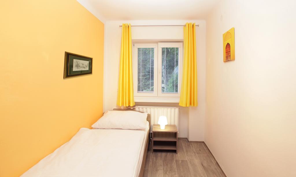 Apartment Pod Skalou Besedice